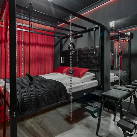 Apartman Secret Bdsm - Stylowy I Klimatyczny Dla Doroslych, New - Fotel Gyno, Klimatyzacja, Parking Podziemny